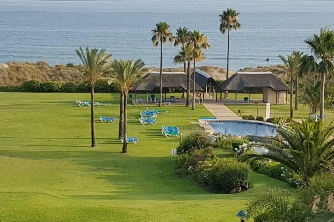 Luxury Apartment In 5 Star Urbanization Marbella